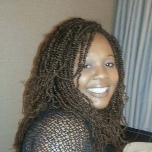 Meet your Posher, Angelica